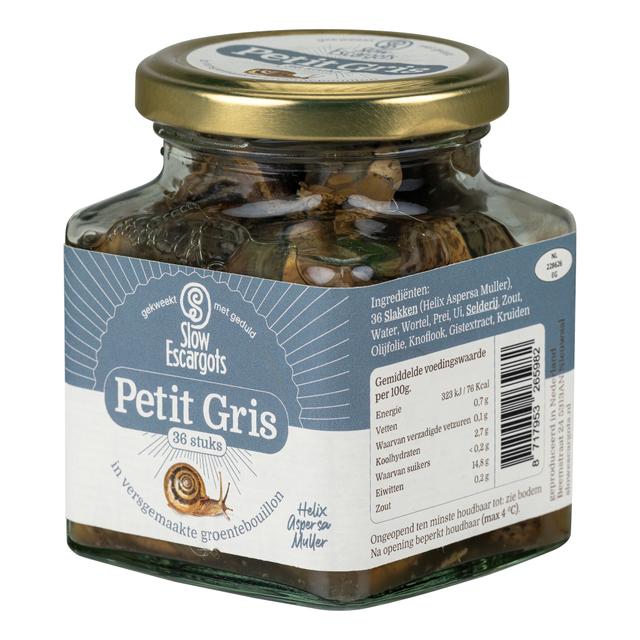 Petit gris escargots in groentenbouillon