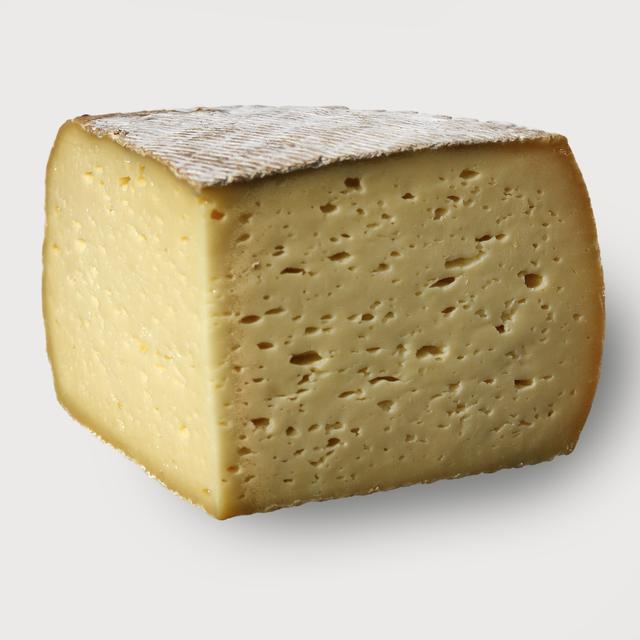 Tomme Pyrenees des Aramits